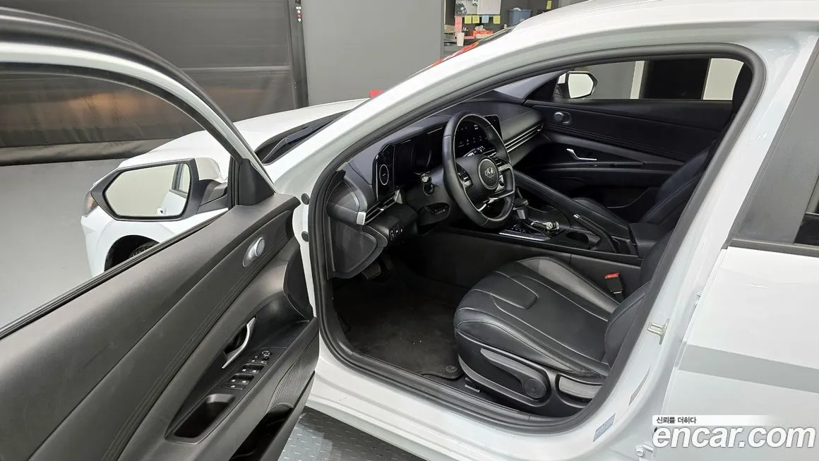 Hyundai AVANTE 2021 из KR, фото 10