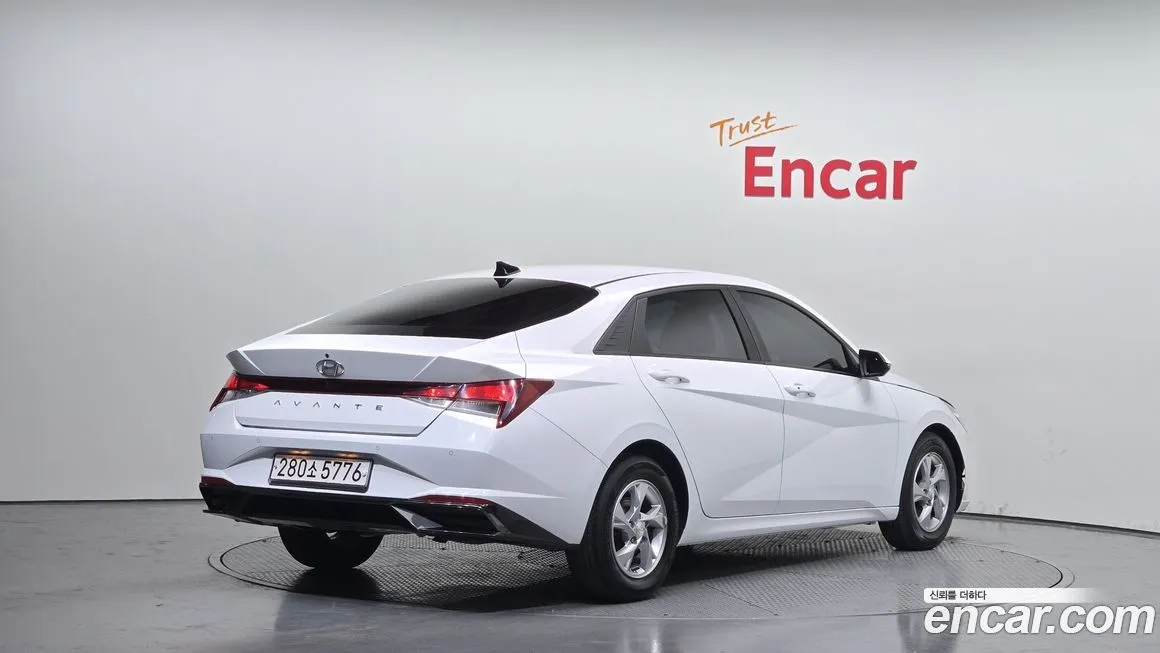 Hyundai AVANTE 2021 из KR, фото 2