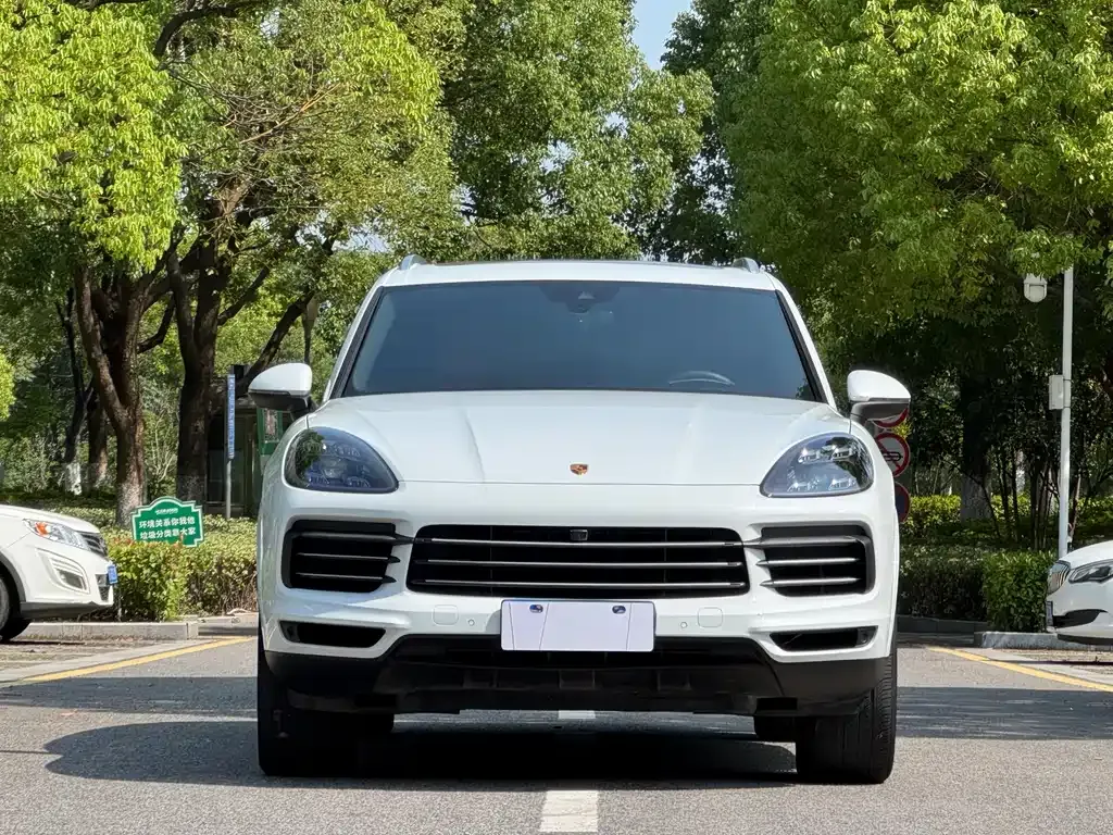 Porsche Cayenne — фото 2