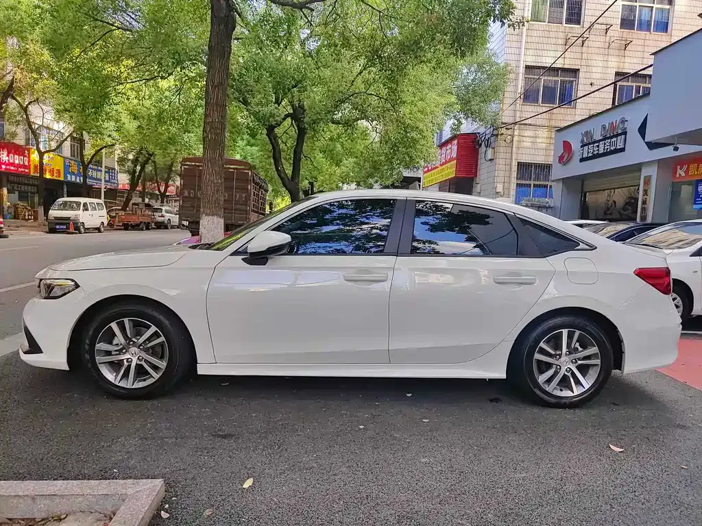 Honda Civic 2025 из CN, фото 3