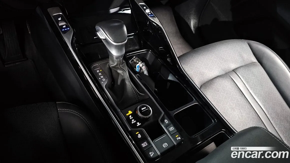 Kia Sorento — фото 9