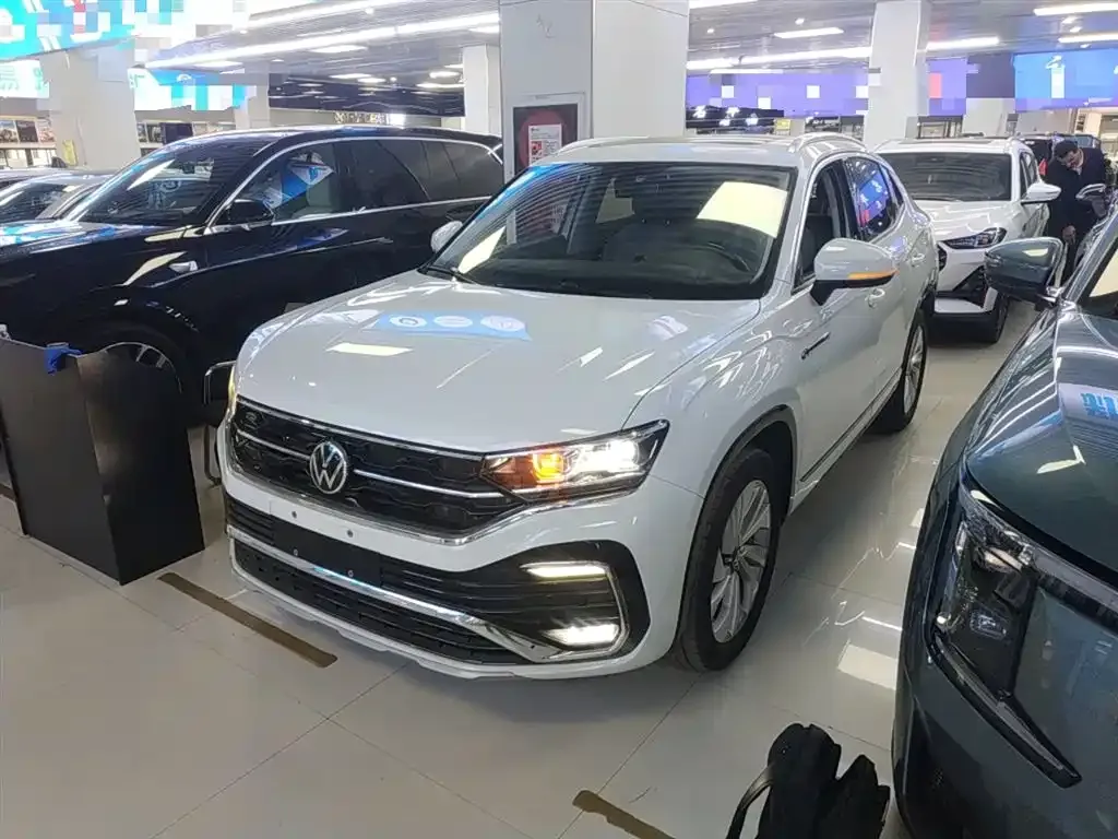 Volkswagen Tayron X 2021 из CN, фото 5