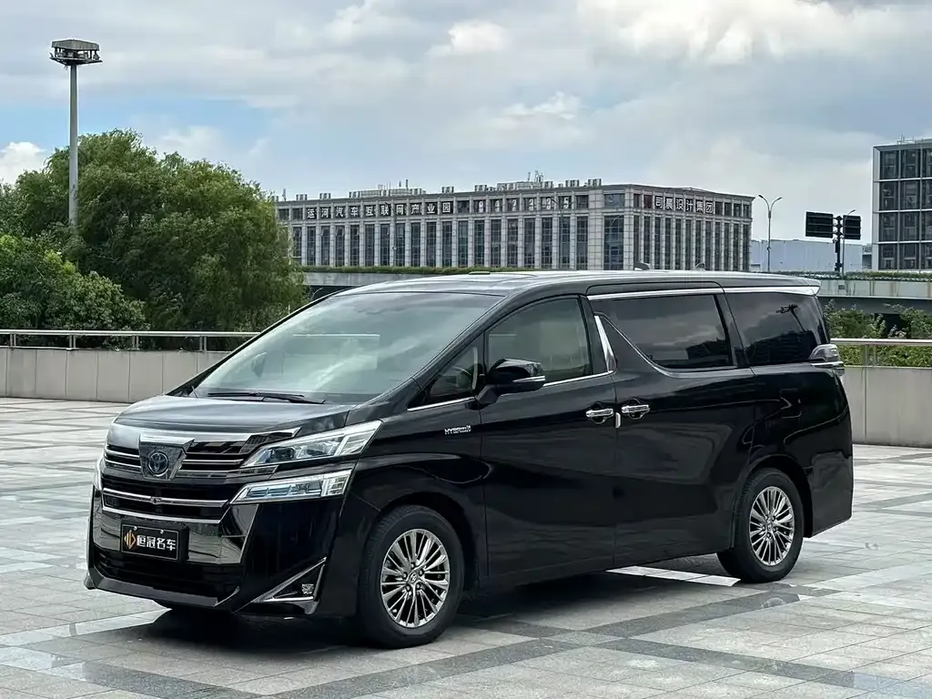 Toyota Vellfire 2021 из CN, фото 1