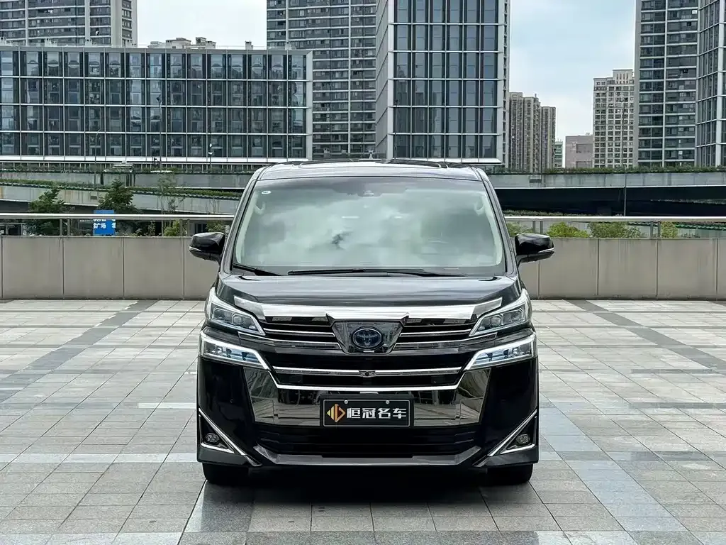 Toyota Vellfire 2021 из CN, фото 2