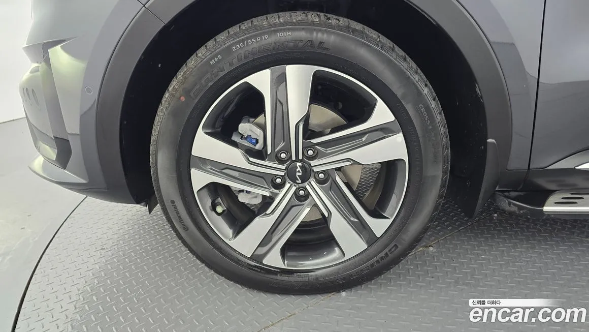 Kia Sorento — фото 5