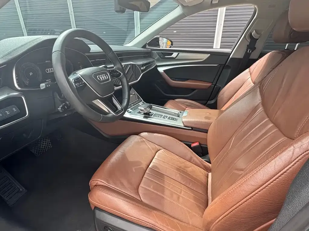 Audi A6L 2021 из CN, фото 4