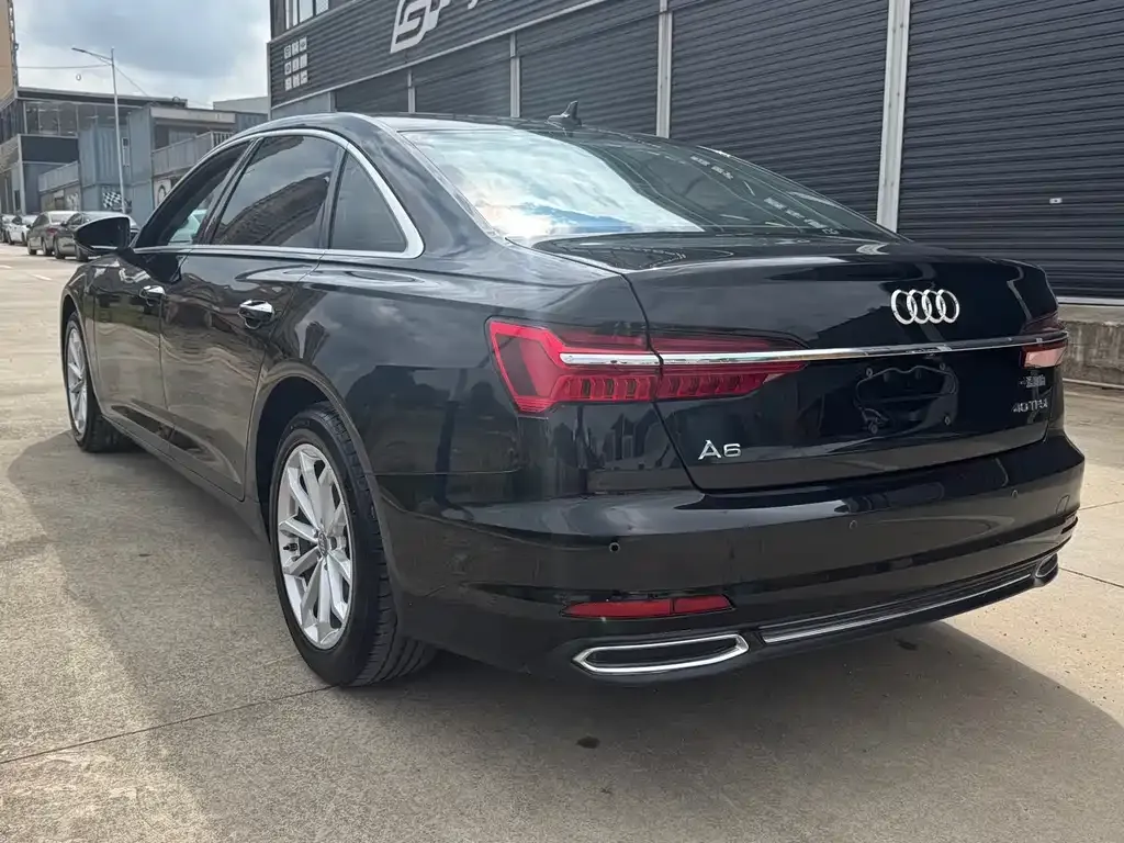 Audi A6L 2021 из CN, фото 7