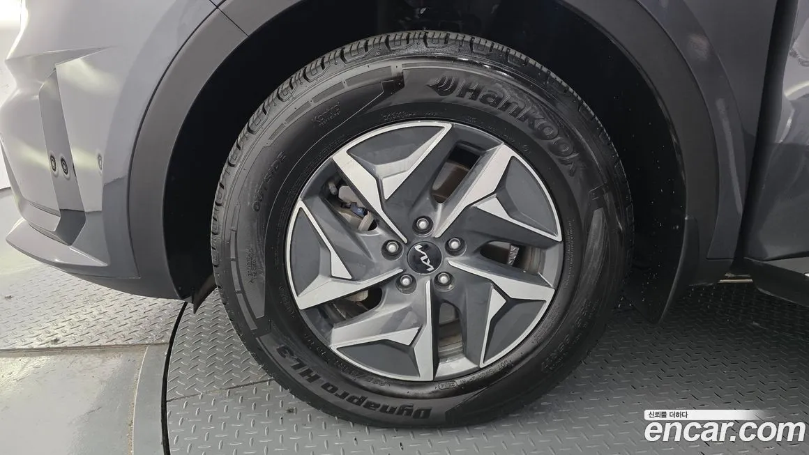 Kia Sorento — фото 5
