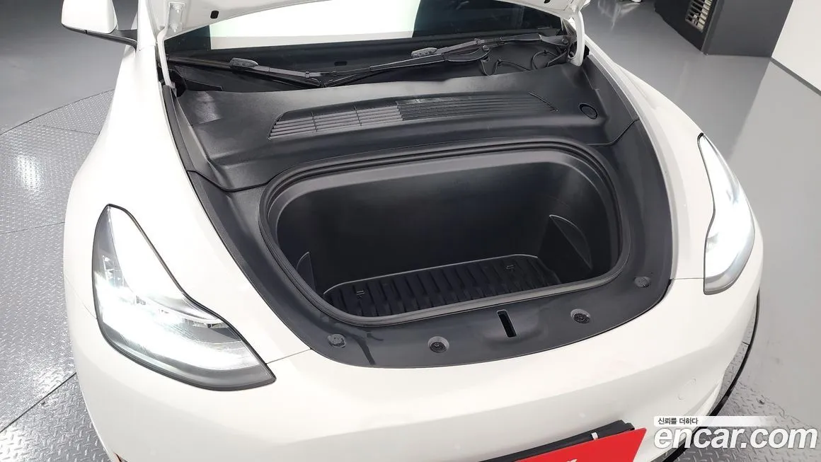 Tesla Model Y 2021 из KR, фото 6