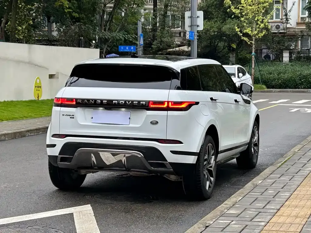 Land Rover Evoque 2023 из CN, фото 5