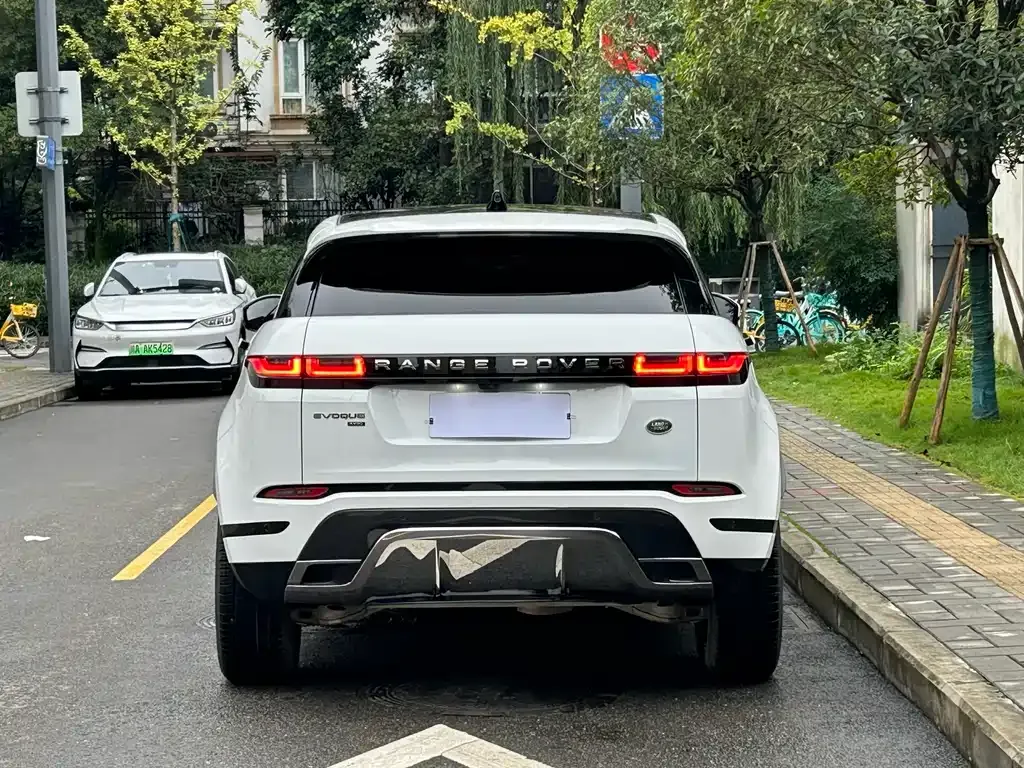 Land Rover Evoque 2023 из CN, фото 8