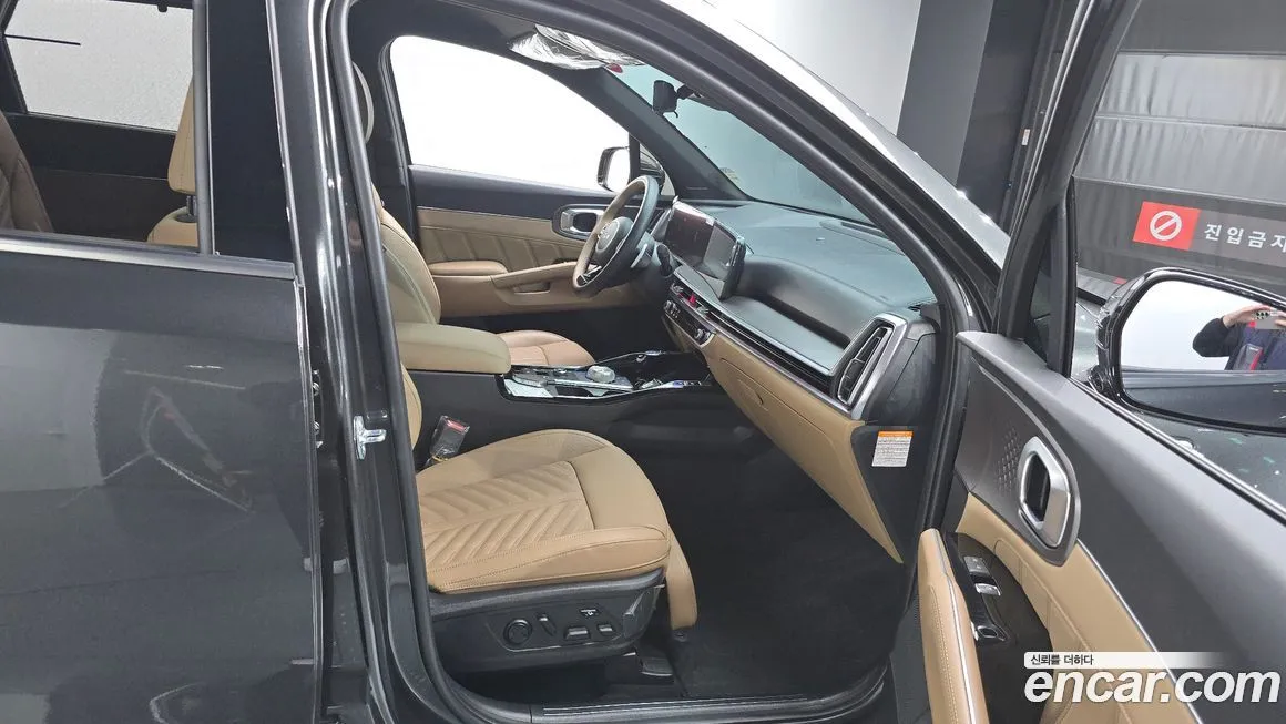 Kia Sorento — фото 10