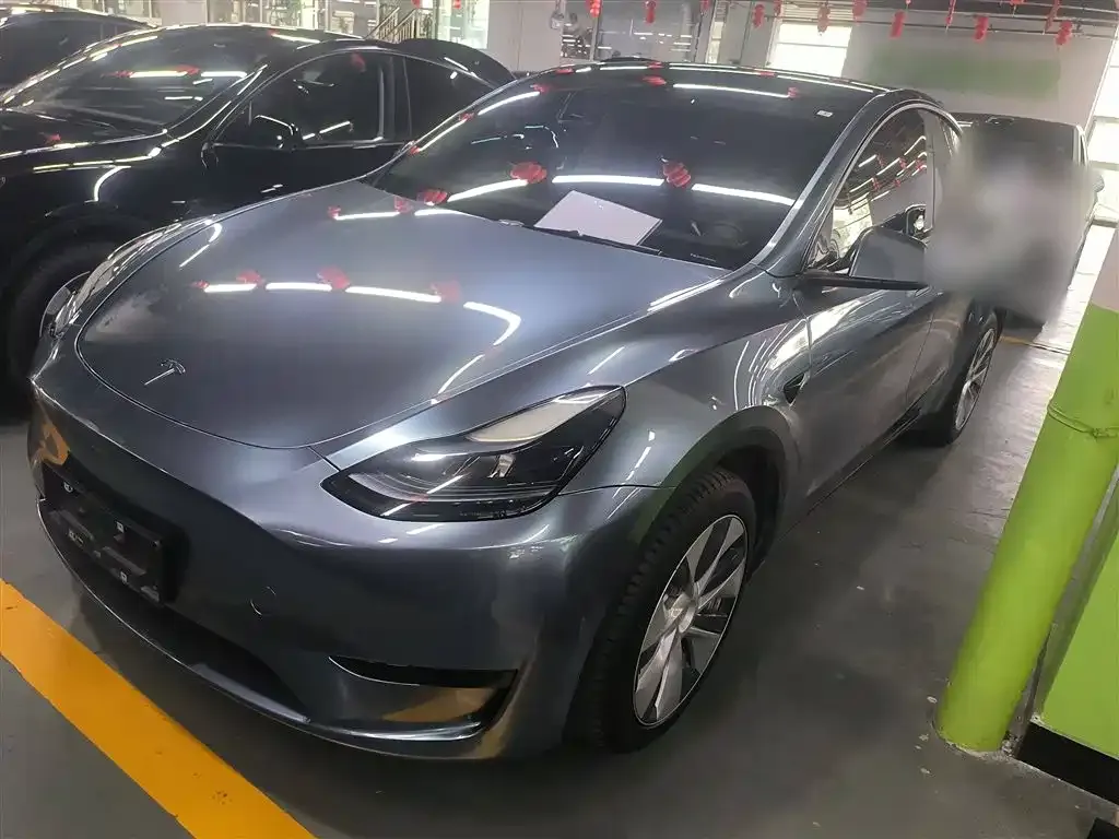 Tesla Model Y 2023 из CN, фото 2