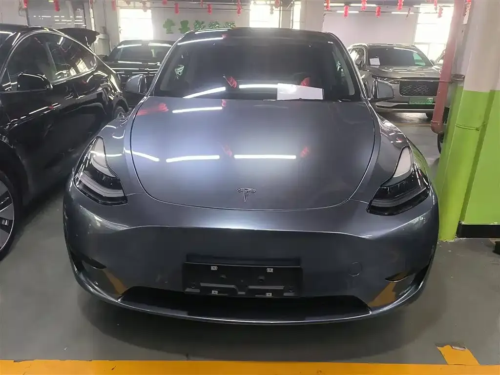 Tesla Model Y 2023 из CN, фото 3