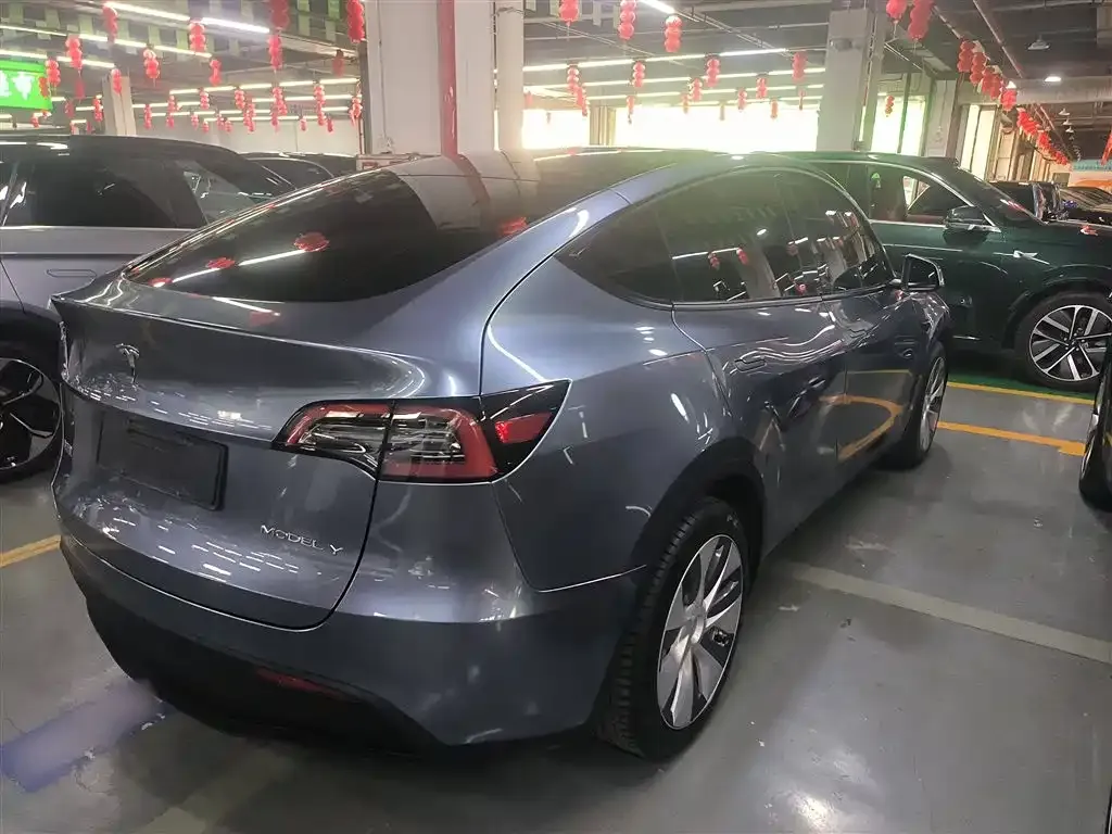 Tesla Model Y 2023 из CN, фото 7