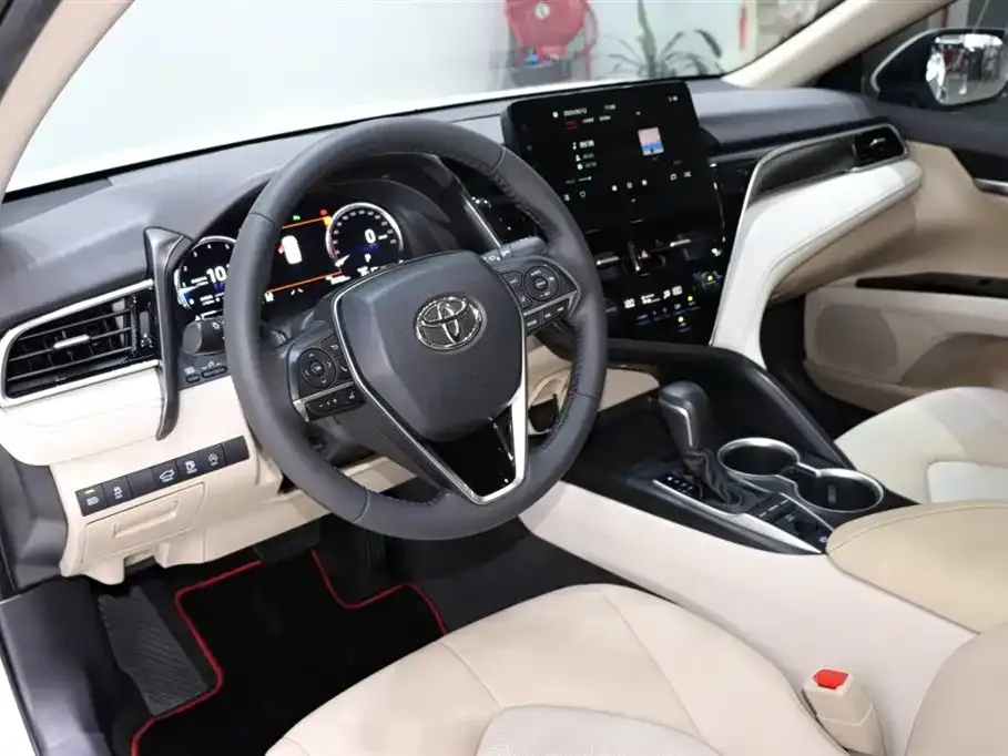 Toyota Camry 2023 из CN, фото 10