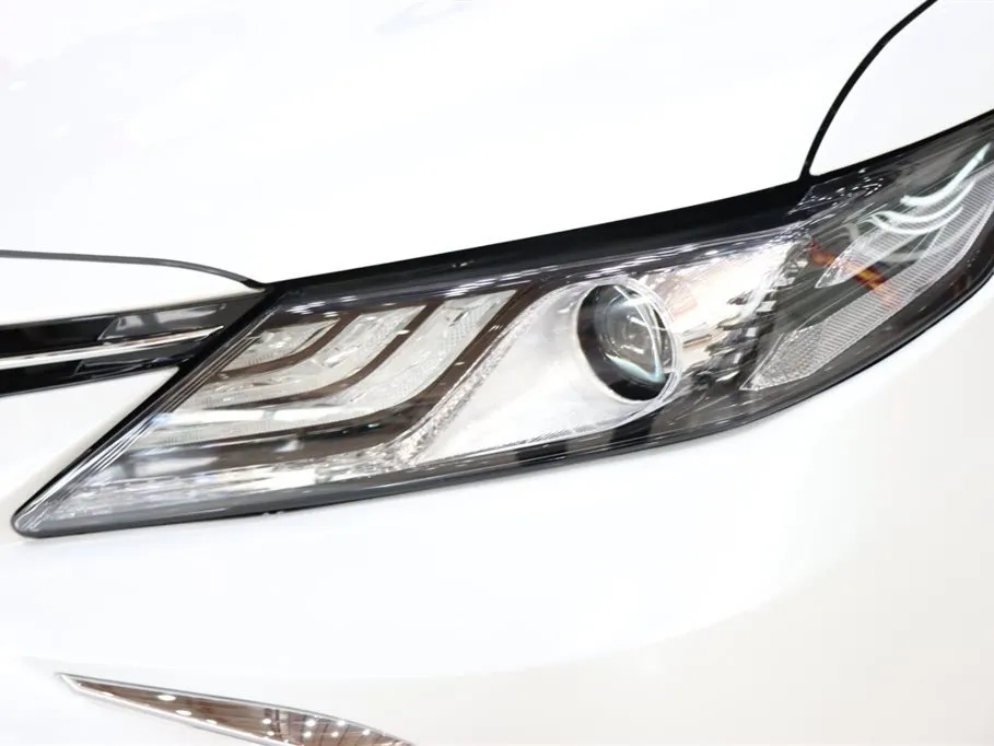Toyota Camry 2023 из CN, фото 7