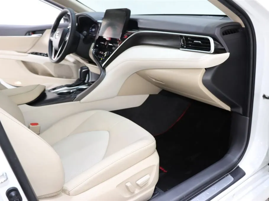 Toyota Camry 2023 из CN, фото 8