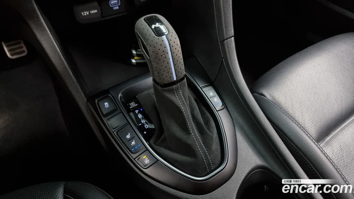 Hyundai Veloster 2021 из KR, фото 9