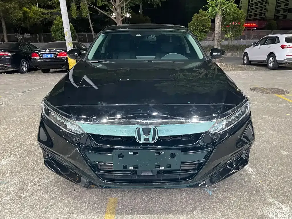 Honda Accord — фото 2