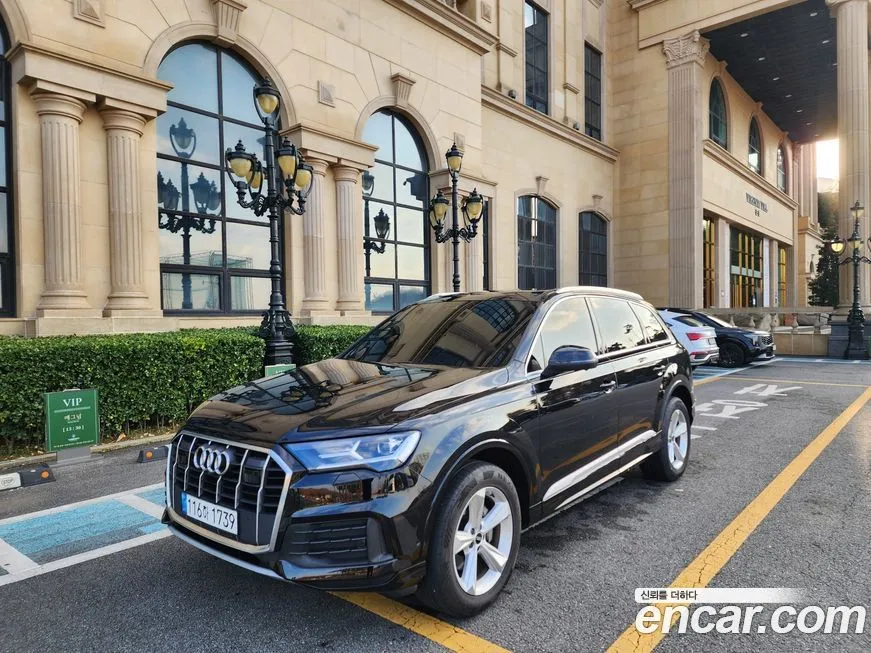 Audi Q7 2022 из KR, фото 1