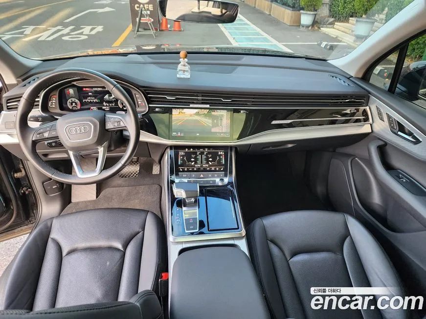 Audi Q7 2022 из KR, фото 7