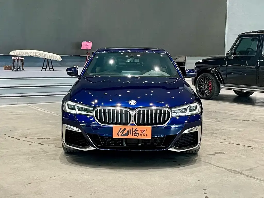 BMW 5 Series (Import) 2022 из CN, фото 3