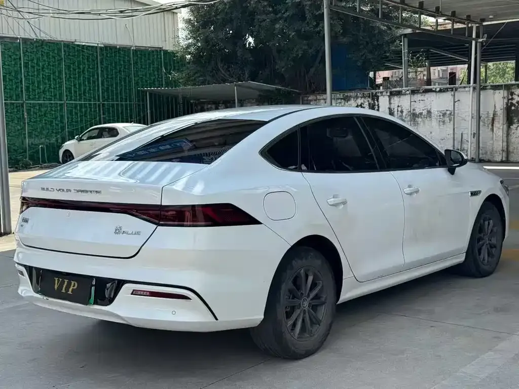 BYD Qin PLUS — фото 9