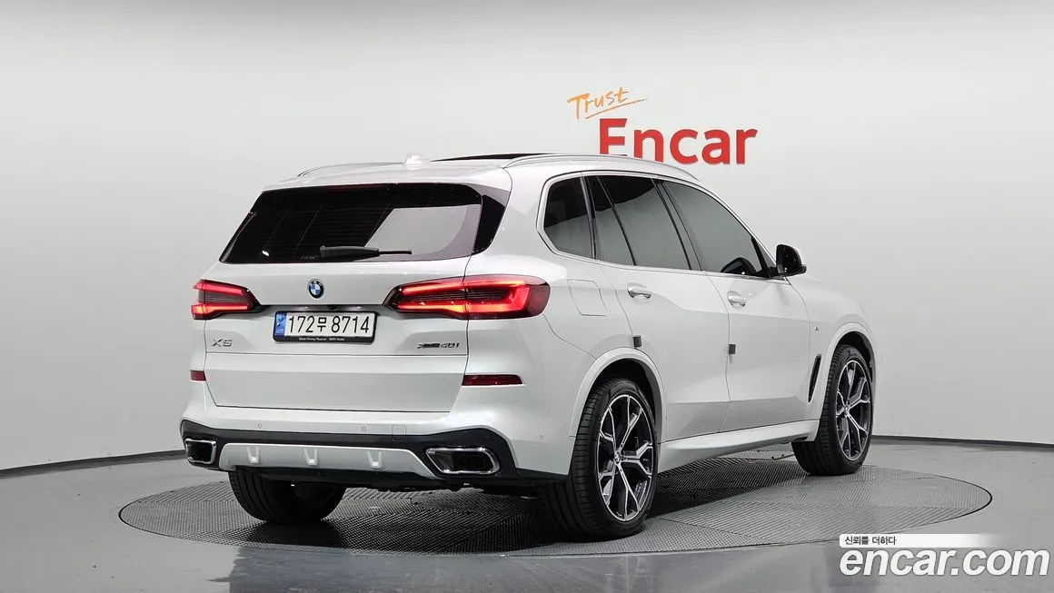 BMW X5 2023 из KR, фото 2