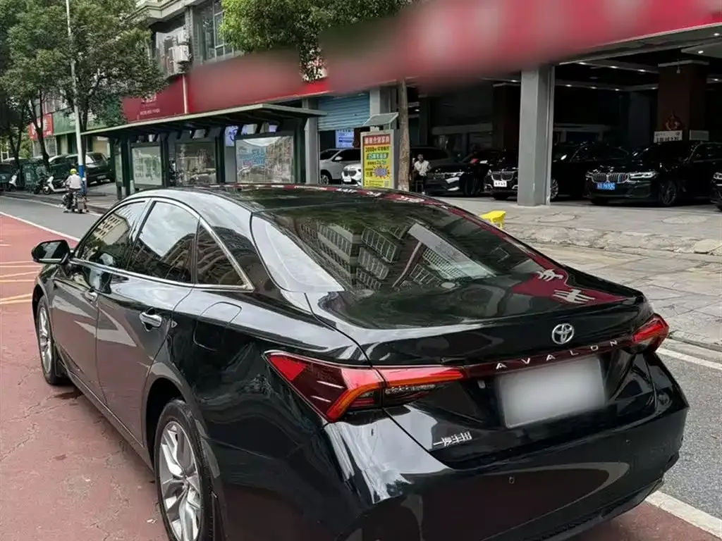 Toyota Avalon 2022 из CN, фото 8