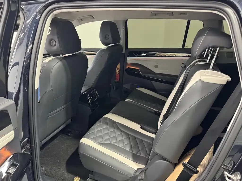 Volkswagen ID.6 Crozz 2024 из CN, фото 7