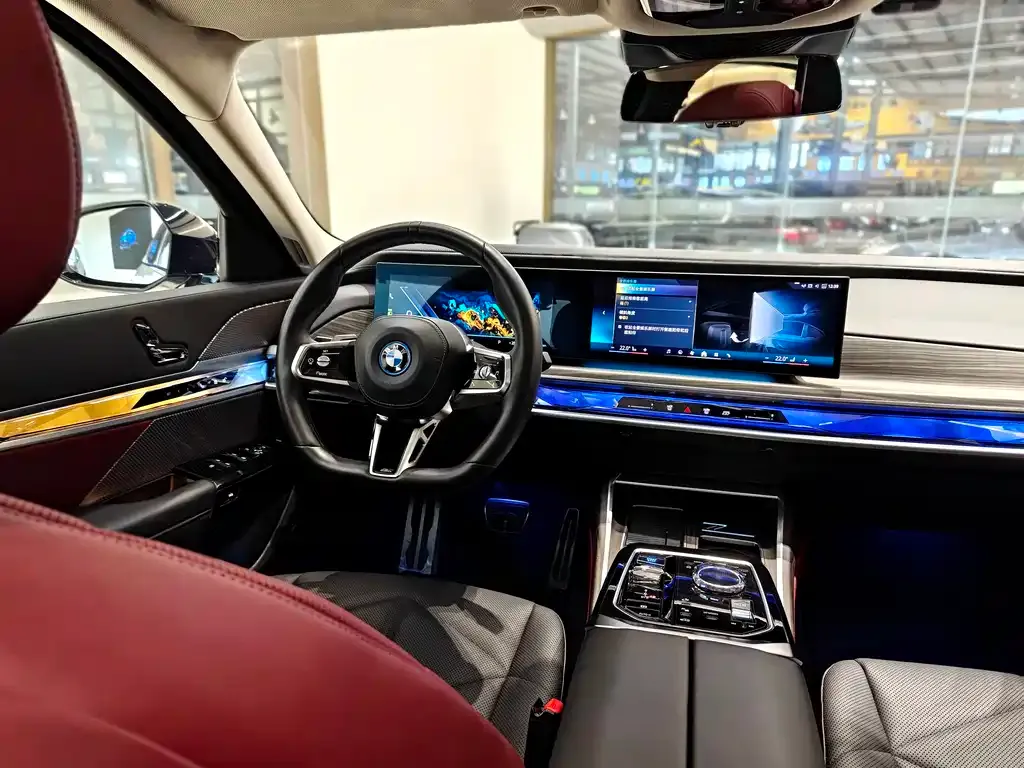 BMW i7 2023 из CN, фото 9