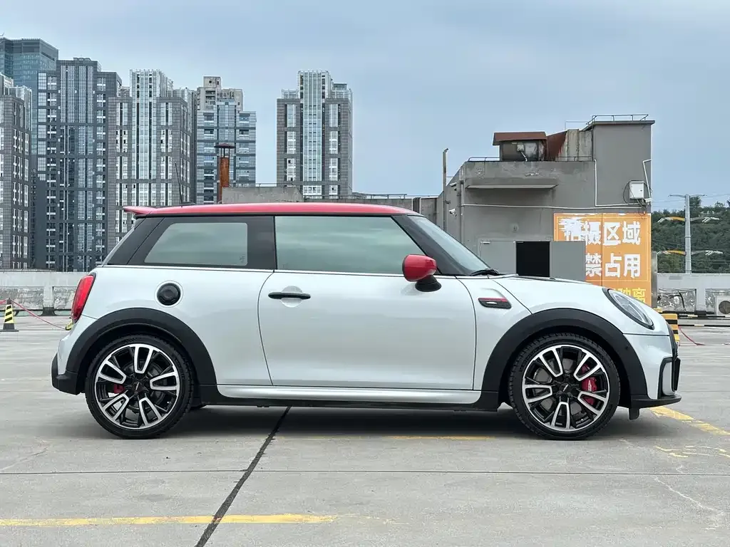 MINI JCW (John Cooper Works) 2022 из CN, фото 4
