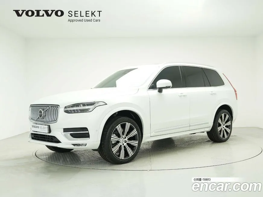 Volvo XC90 — фото 1
