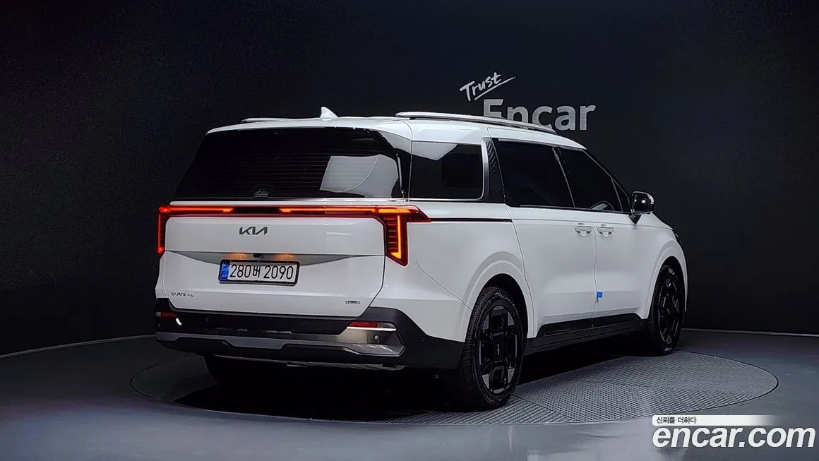 Kia Carnival 2025 из KR, фото 2