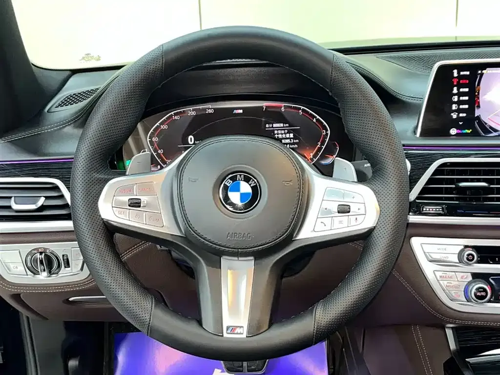 BMW 7 Series 2022 из CN, фото 9