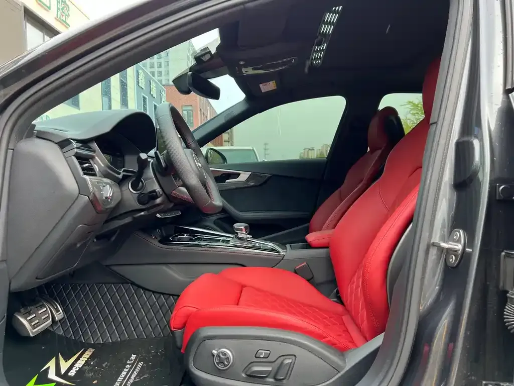 Audi S4 2024 из CN, фото 6