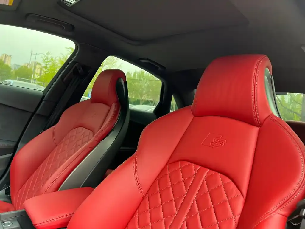 Audi S4 2024 из CN, фото 7
