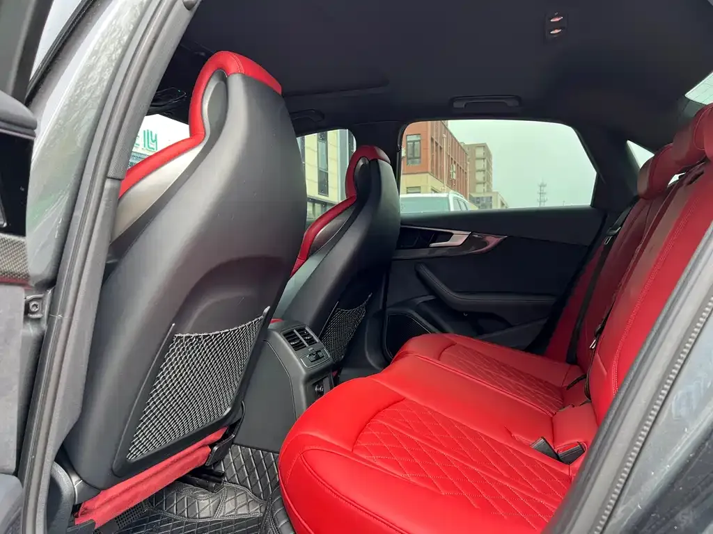Audi S4 2024 из CN, фото 9