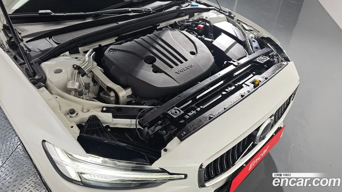 Volvo S60 2023 из KR, фото 6