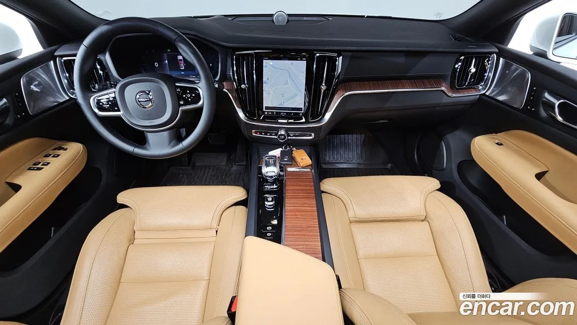 Volvo S60 2023 из KR, фото 7
