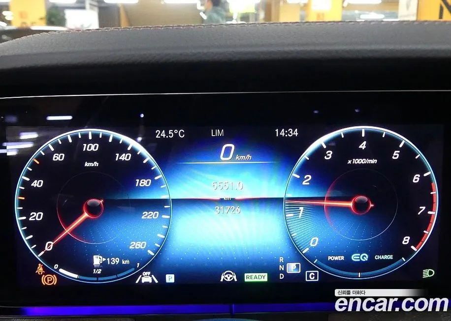 Mercedes-Benz E-Class 2023 из KR, фото 8