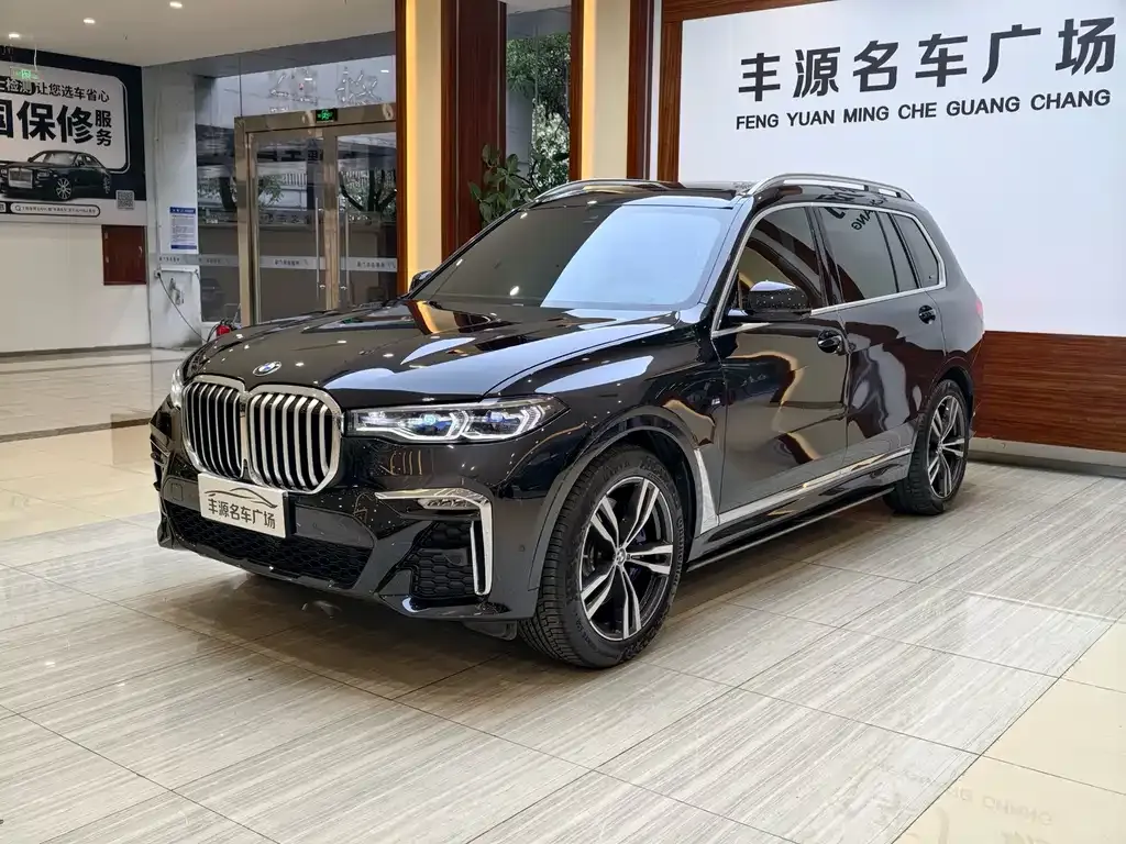 BMW X7 — фото 1