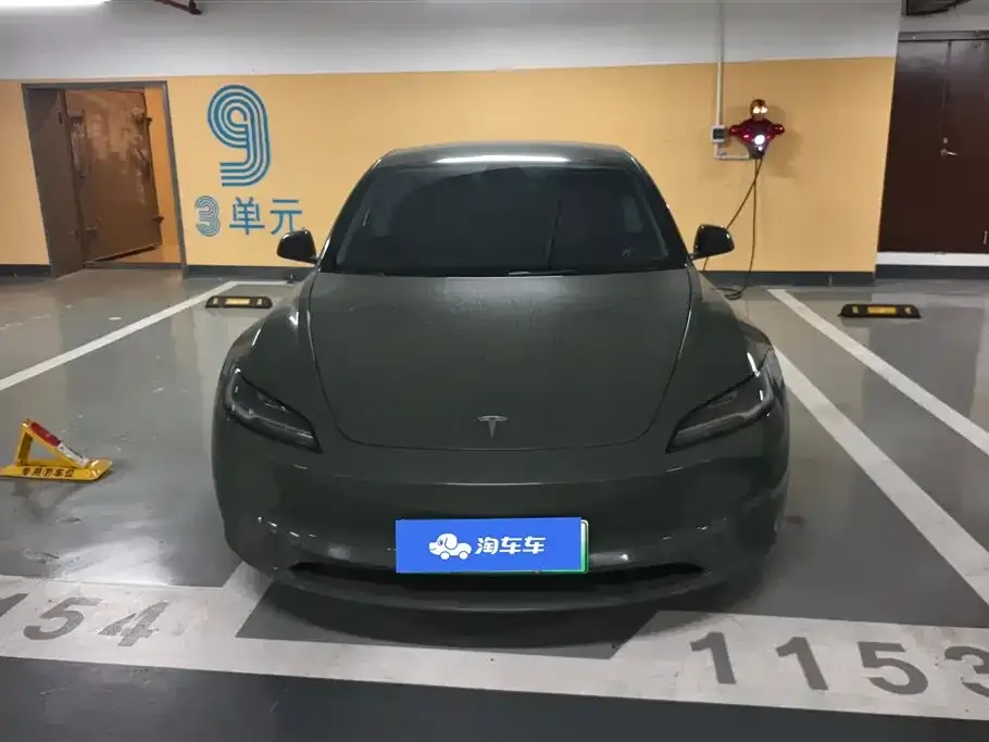 Tesla Model 3 — фото 2