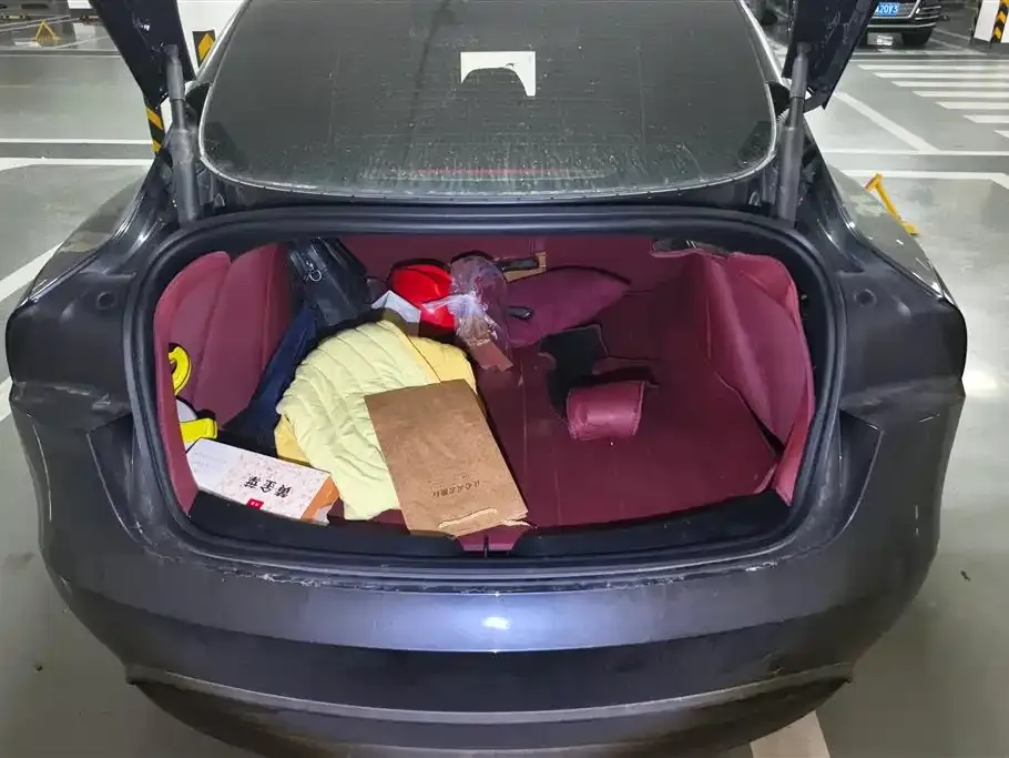 Tesla Model 3 — фото 4