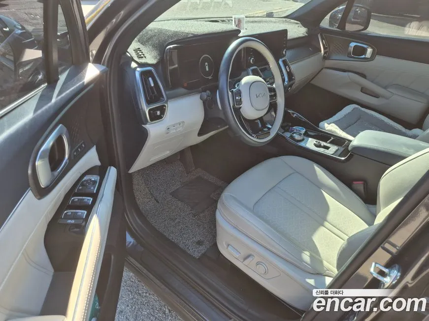 Kia Sorento — фото 10