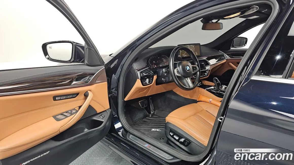 BMW 5-Series 2022 из KR, фото 10