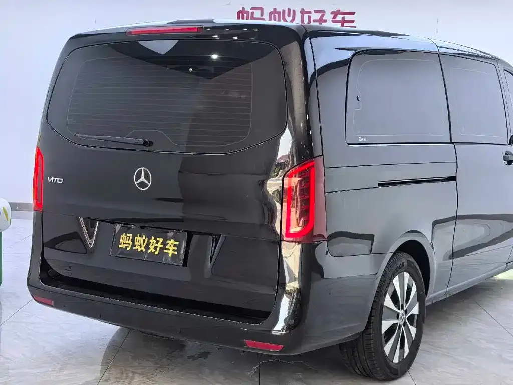 Mercedes-Benz Vito — фото 10