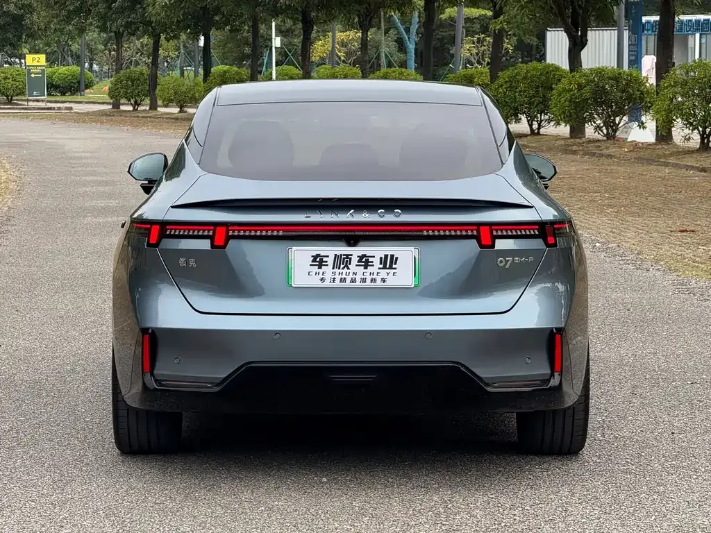 Lynk & Co 07 EM-P 2024 из CN, фото 7