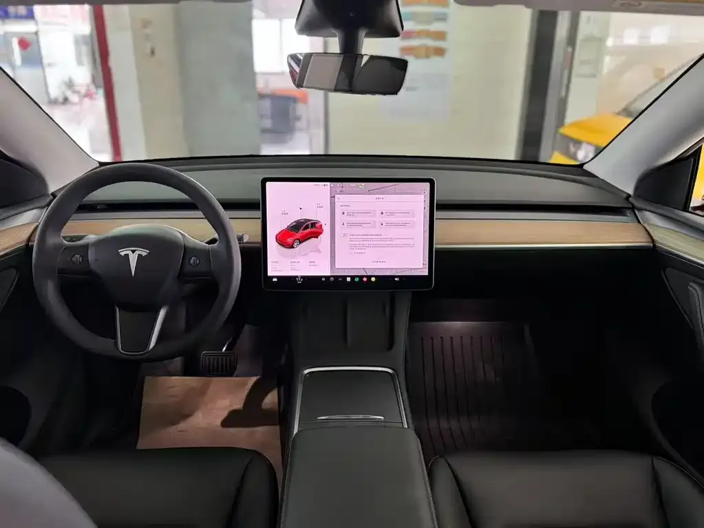 Tesla Model Y 2022 из CN, фото 5